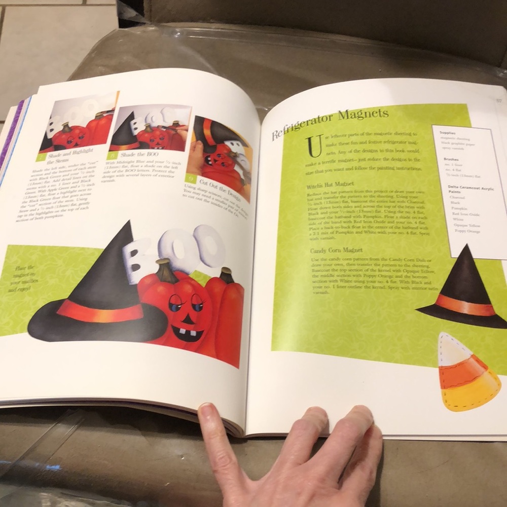 Halloween Fun Books: Decorating & Projects 🎃 - Picture 16 of 16